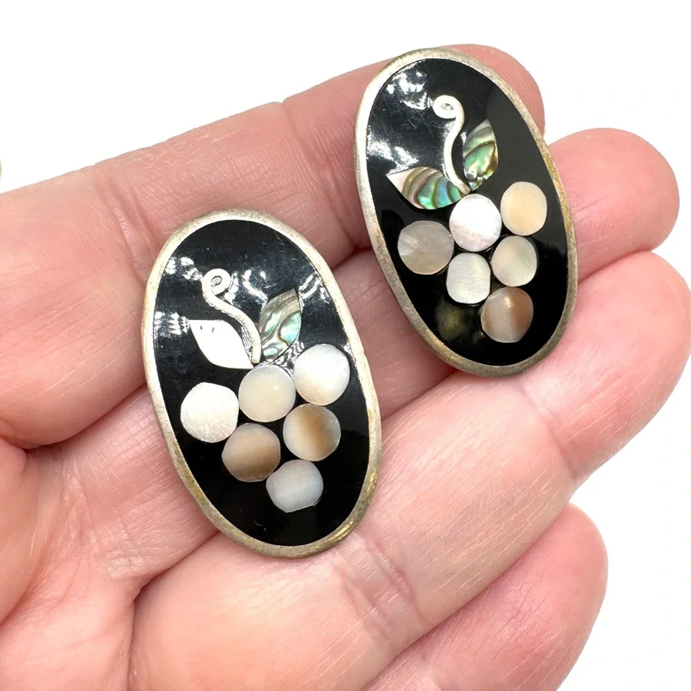 Vintage Alpaca Black Enamel Mother-of-Pearl Grape Motif Oval Earrings Clip-on